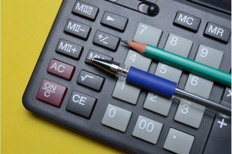 企業研修にかかる費用はどのくらい？